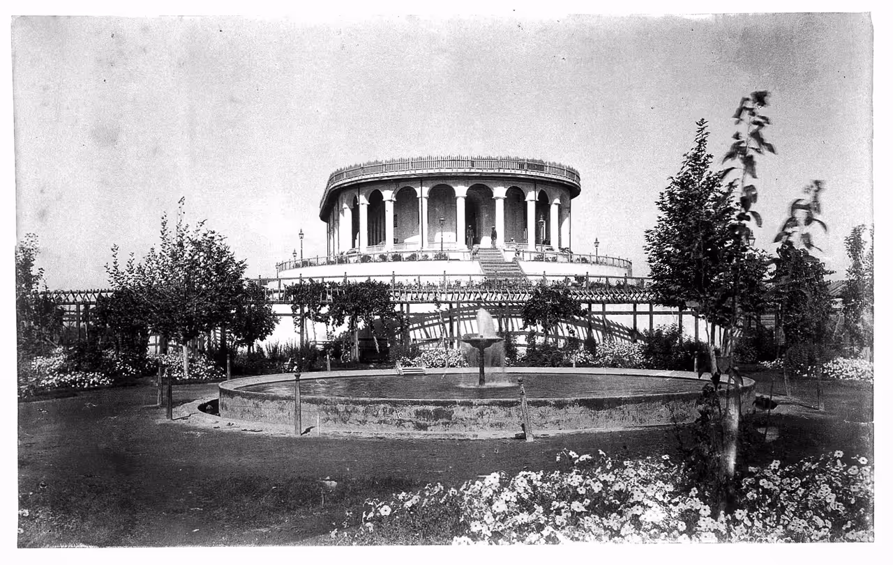 Chihil sutun palace and gardens in Kabul