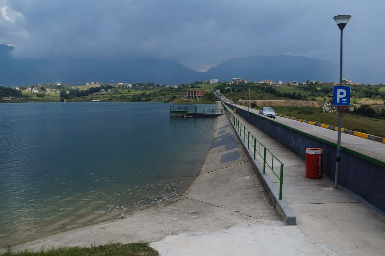 Farka lake in Tirana