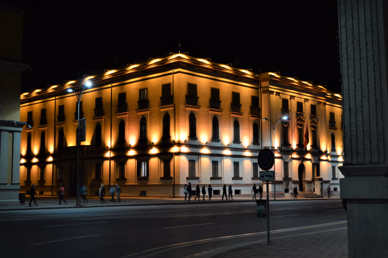 Dëshmorët e kombit boulevard at night in Tirana