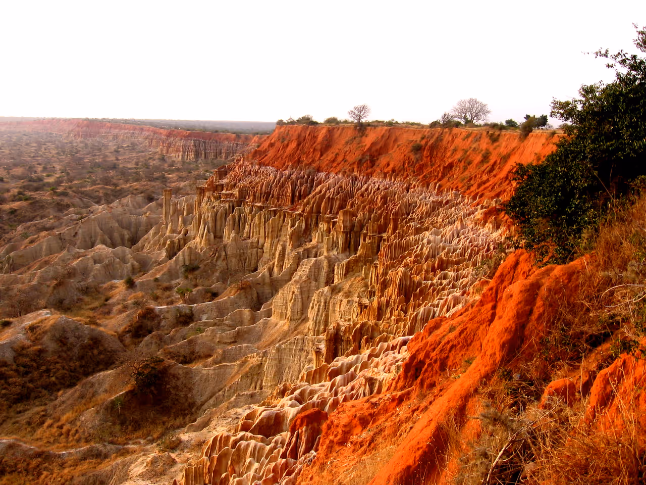 See the valley of the moon in Luanda