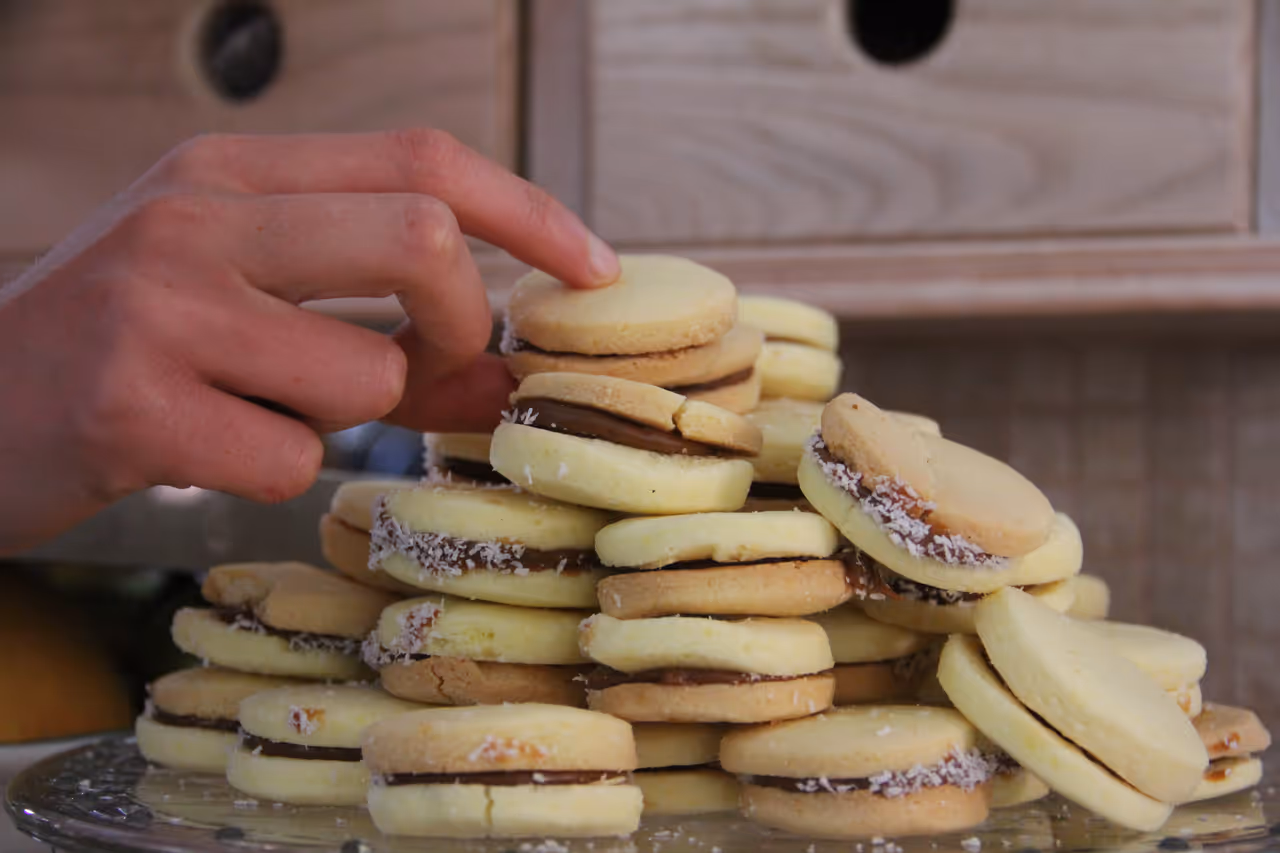 Dulce de leche cookies food in Buenos aires