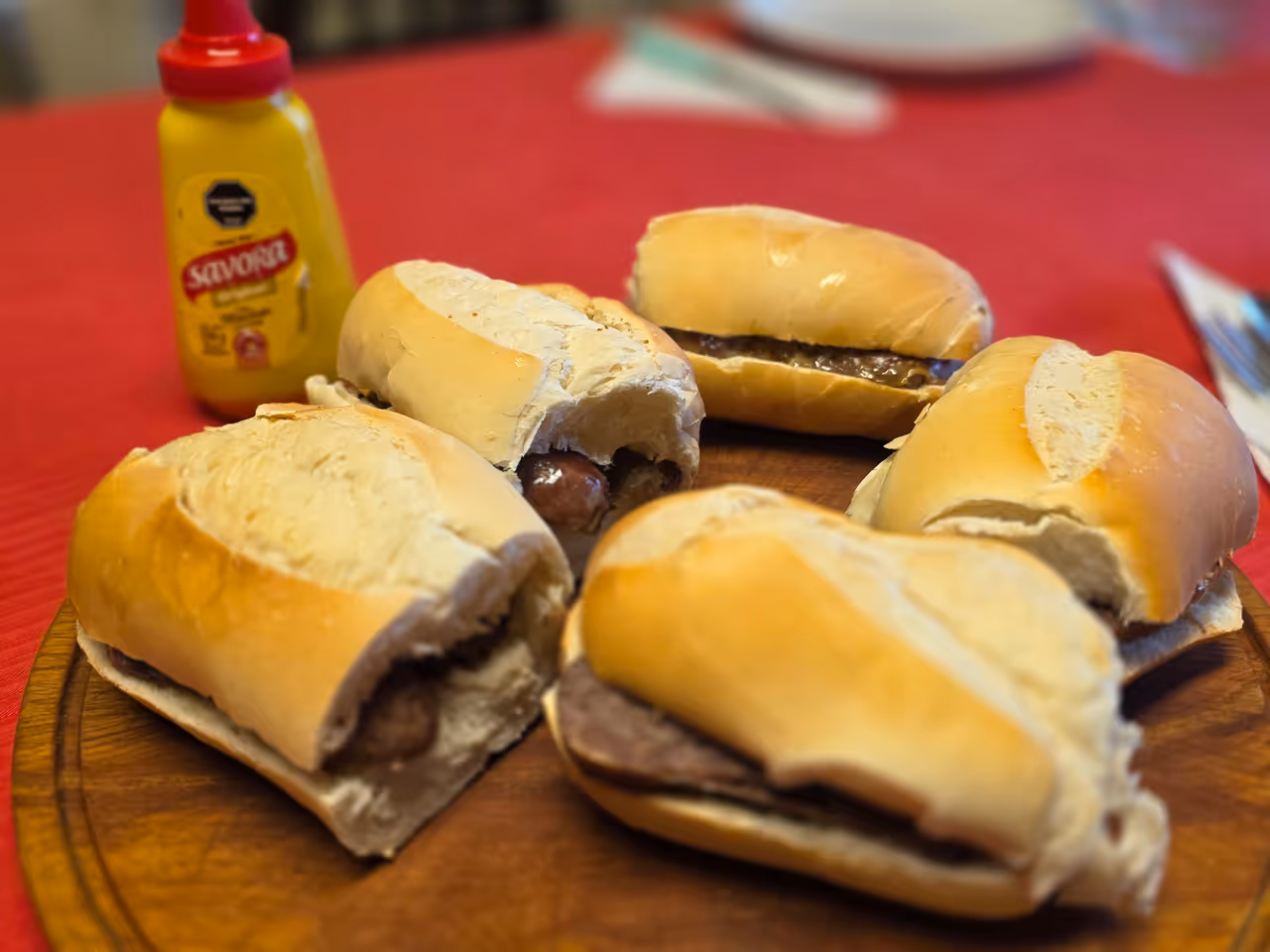 Sausage sandwich food in Buenos aires