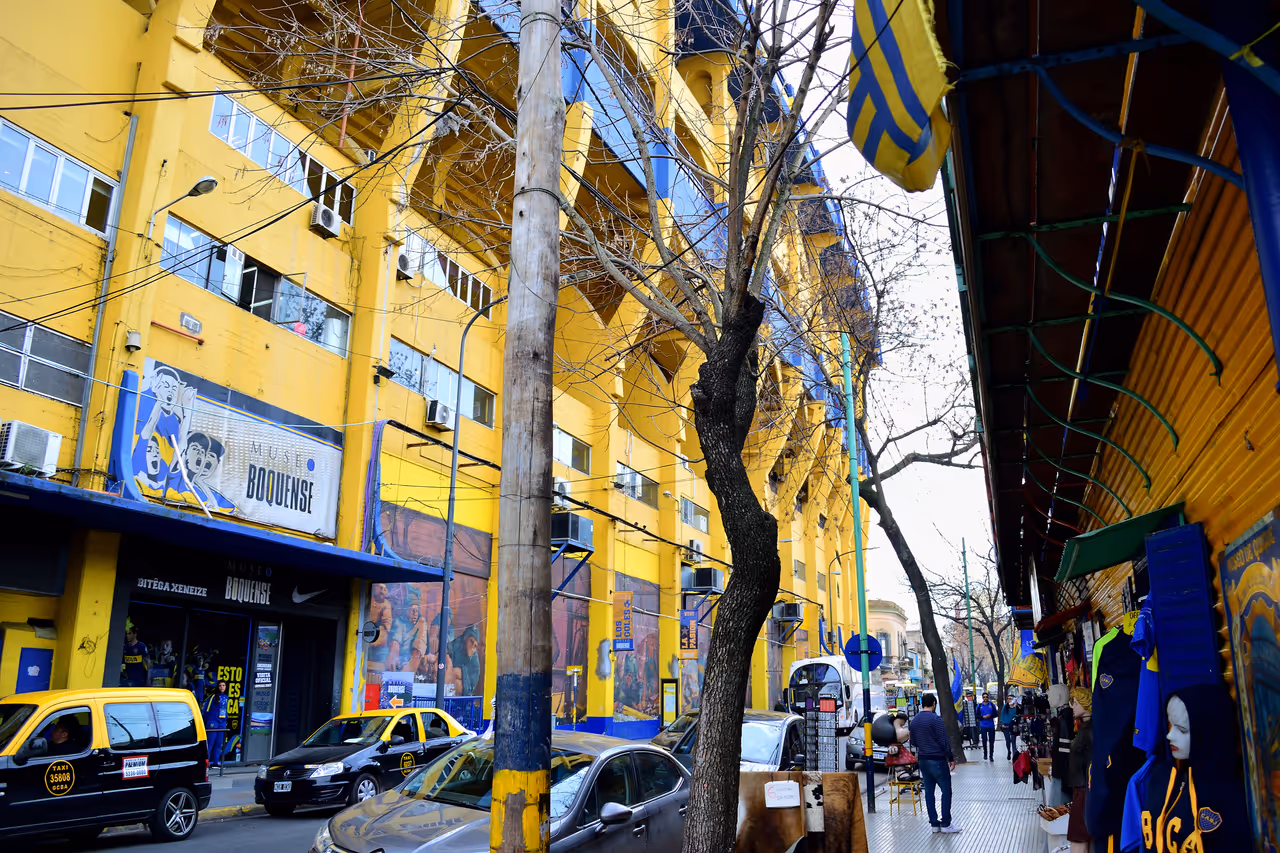 Watch a football match in Buenos aires
