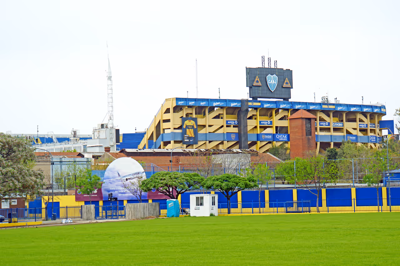 Watch a football match in Buenos aires