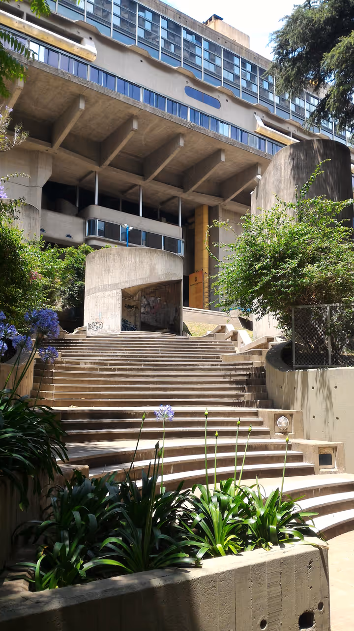 Literary labyrinths tour in Buenos aires