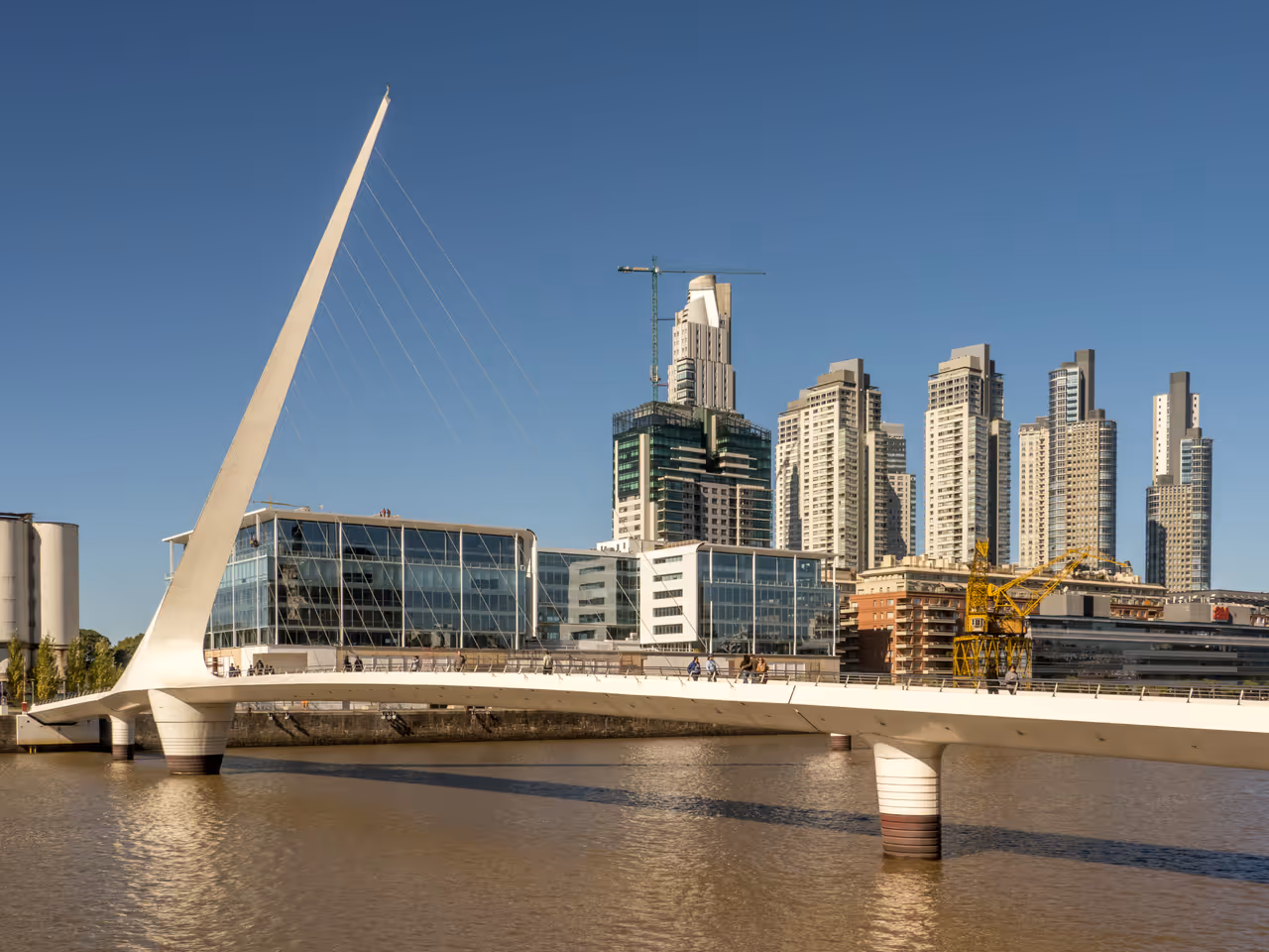 Women's bridge in Buenos aires