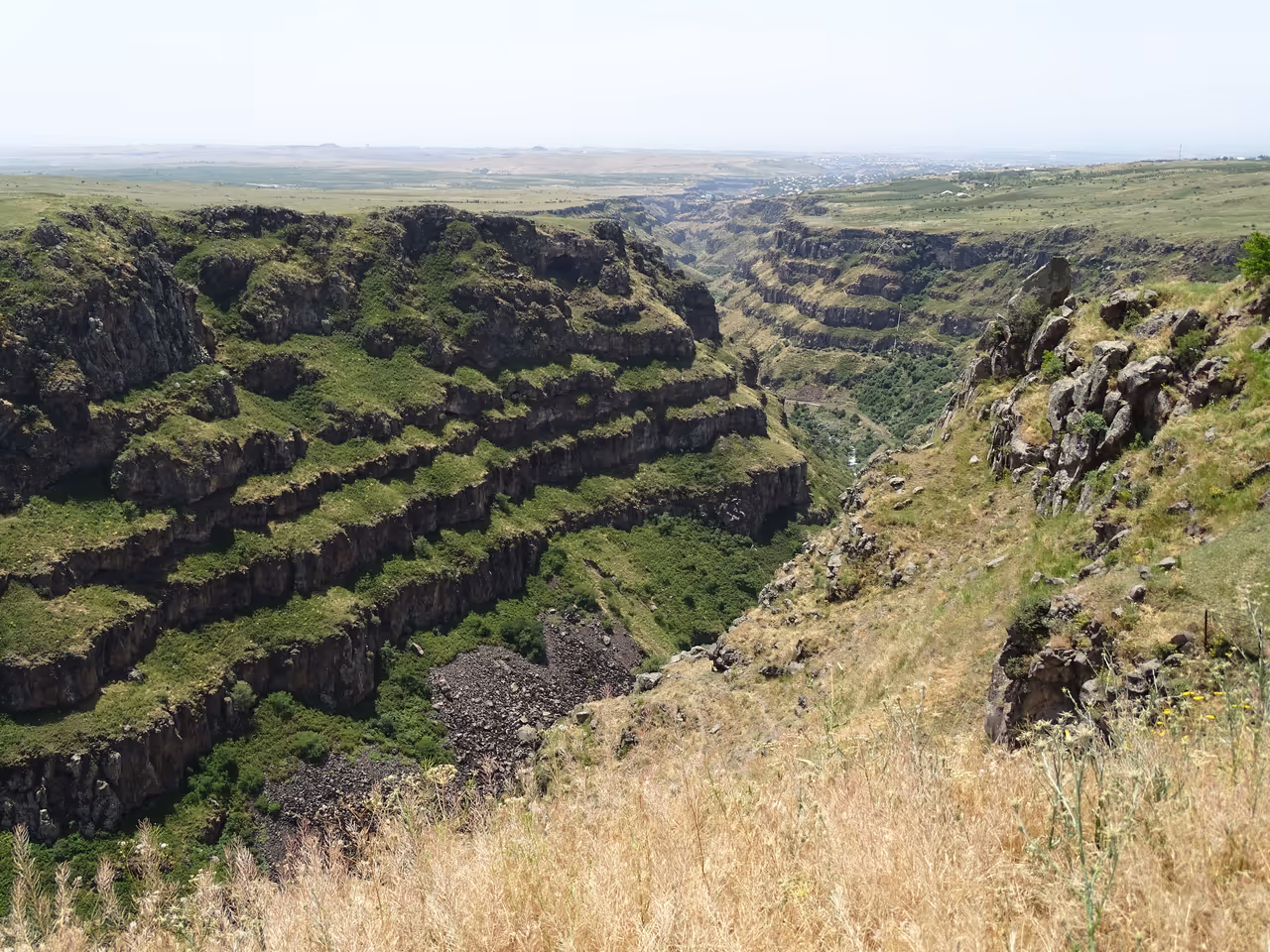 Kasagh Gorge - Outside Saghmosavank Monastery, Near Yerevan, Armenia