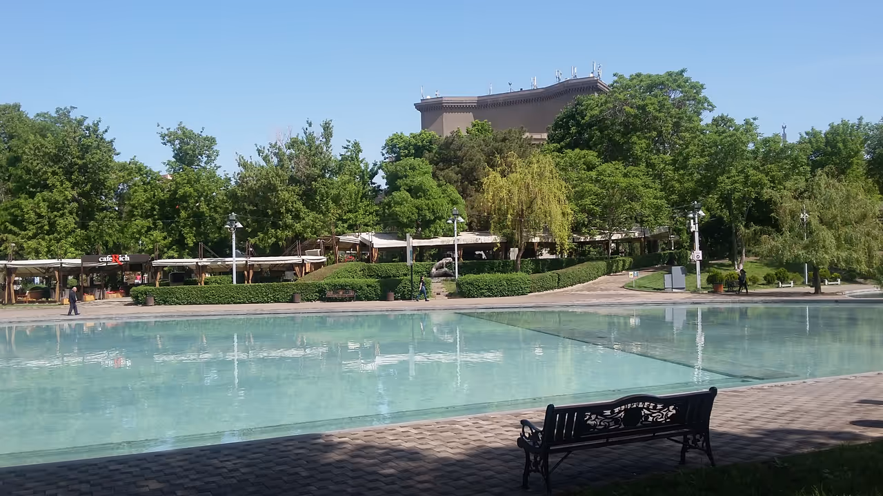 Explore PHOTO SPOTS in Yerevan