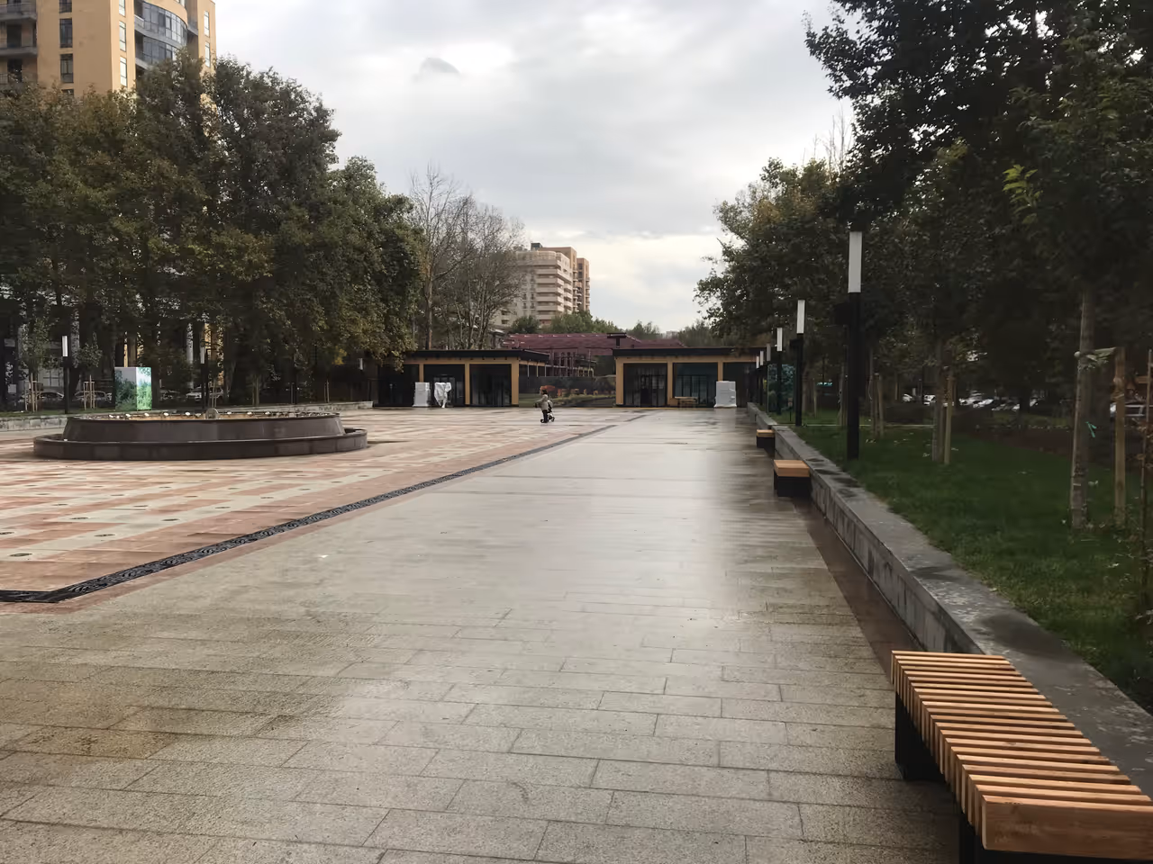 The old city and kond stroll stroll in Yerevan