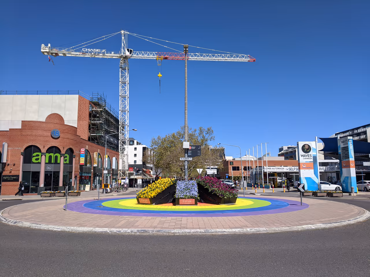 Lonsdale street shopping in Canberra