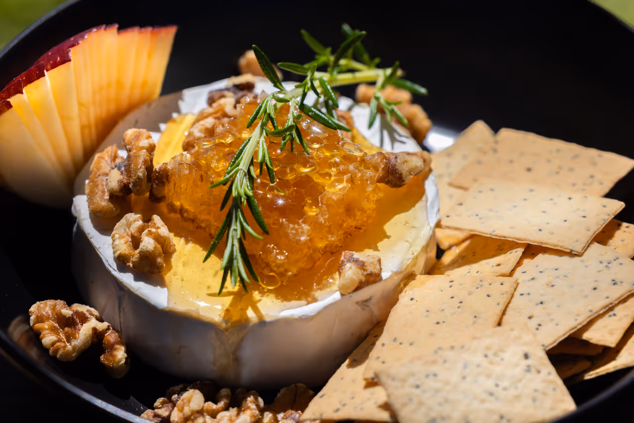 Leatherwood honey food in Hobart