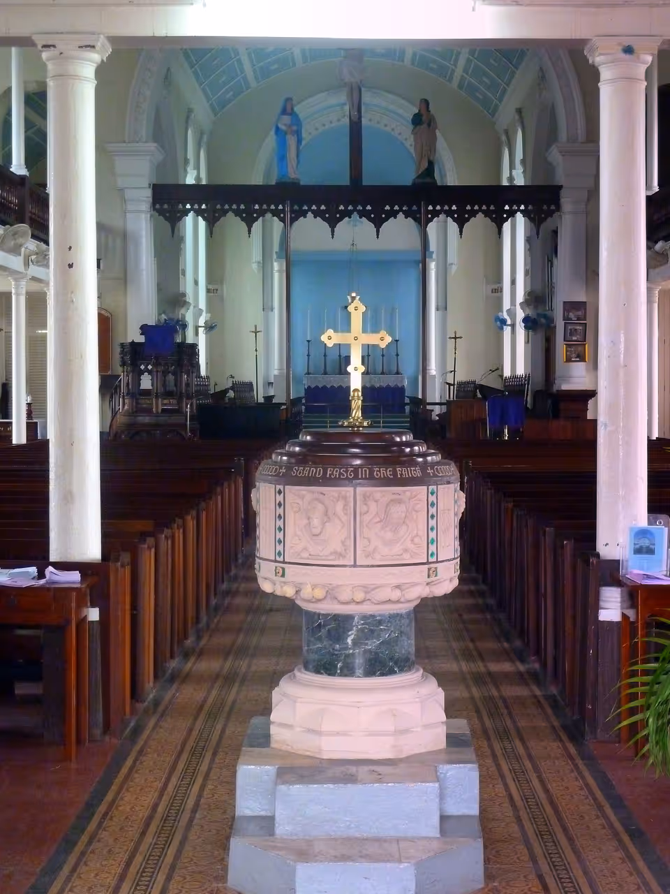 Georgian st mary's church in Bridgetown