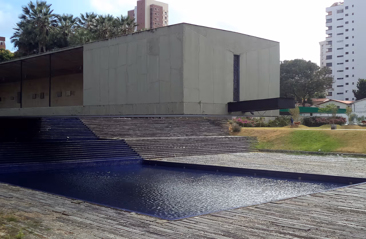 Explore ARCHITECTURE in Fortaleza