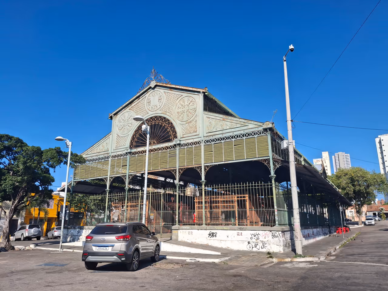 Pine nut market in Fortaleza
