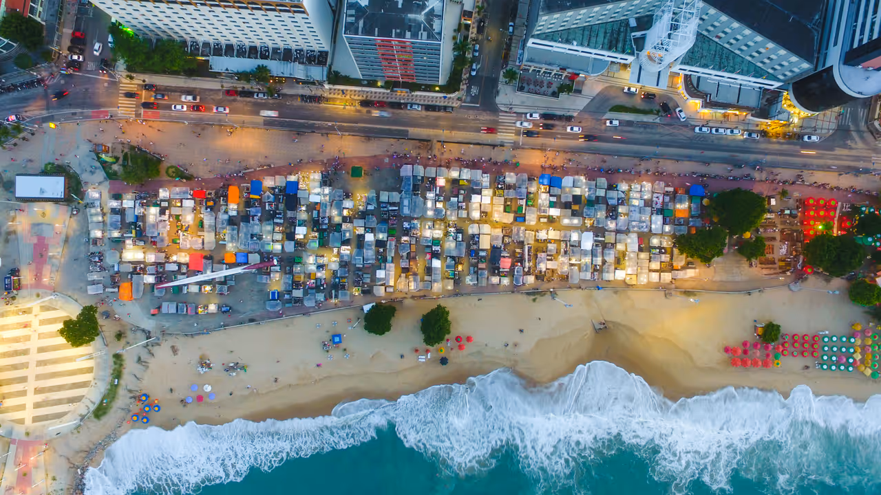 Jurema breakwater in Fortaleza