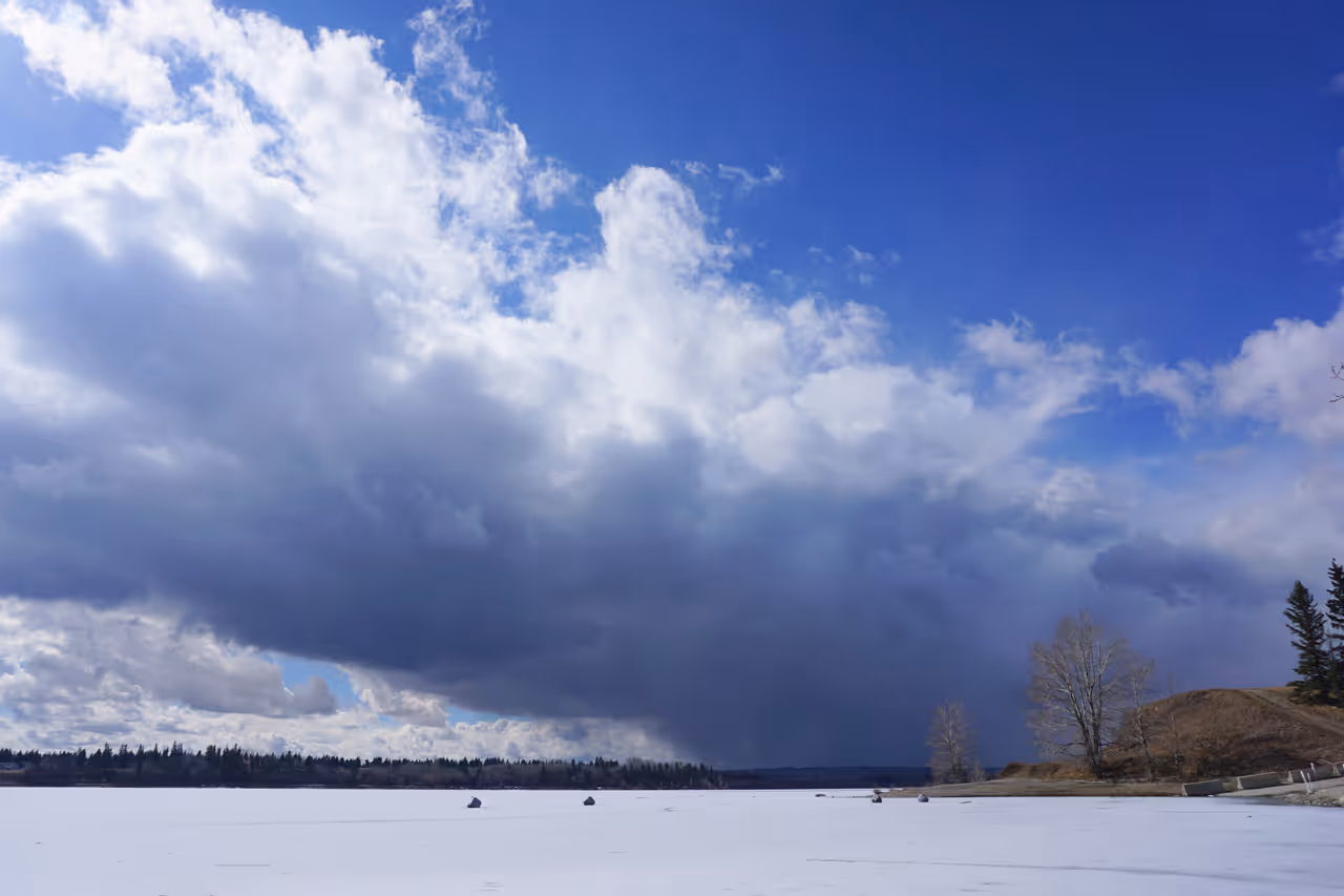 Glenmore reservoir trail free activity in Calgary on March