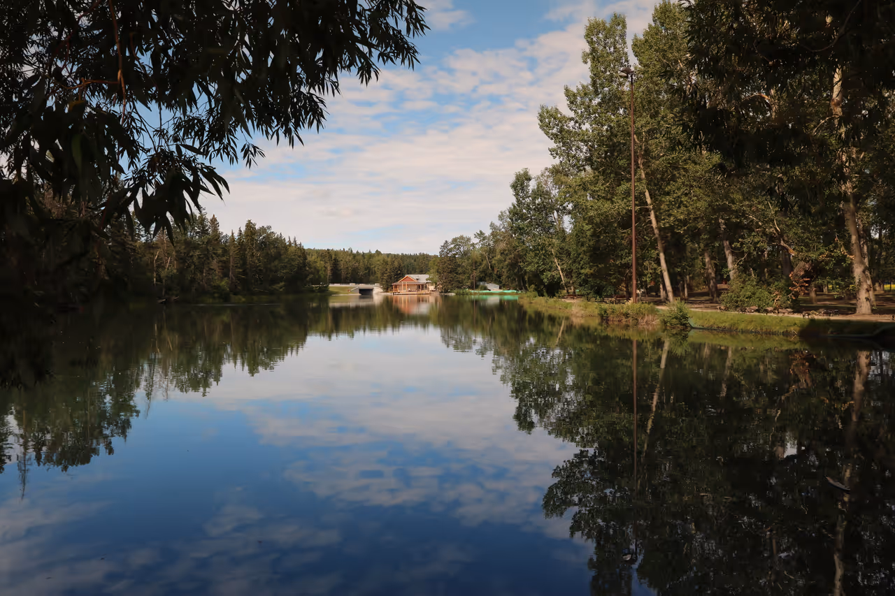The lagoon and the new tea house in the Bowness park in Calgary