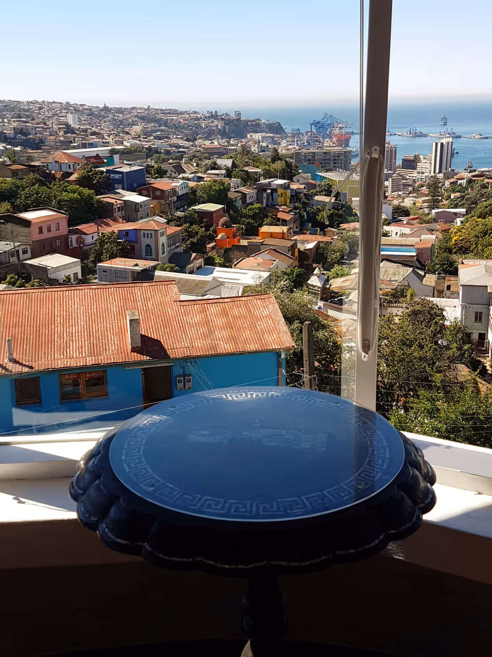 Explore la sebastiana house museum in Valparaíso