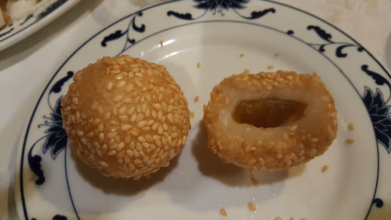 Dim sum pastries food in Guangzhou
