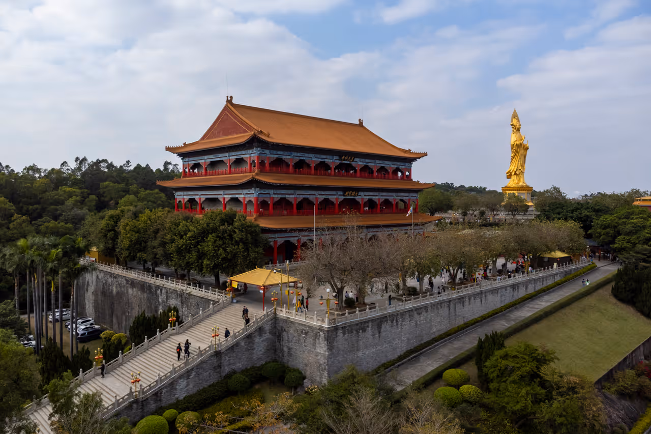 Lianhua shan summit in Guangzhou