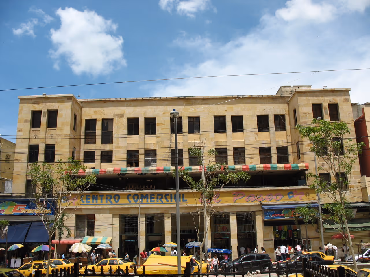 Old commercial bank in Barranquilla