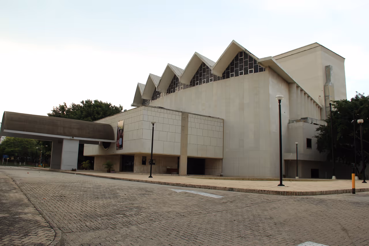 Amira de la rosa theatre in Barranquilla