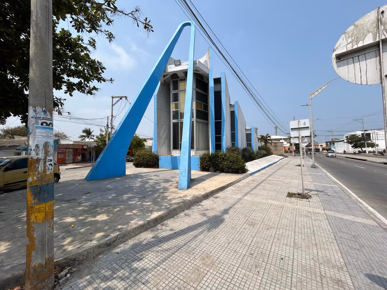 Las flores riverfront pubs nightlife spot in Barranquilla