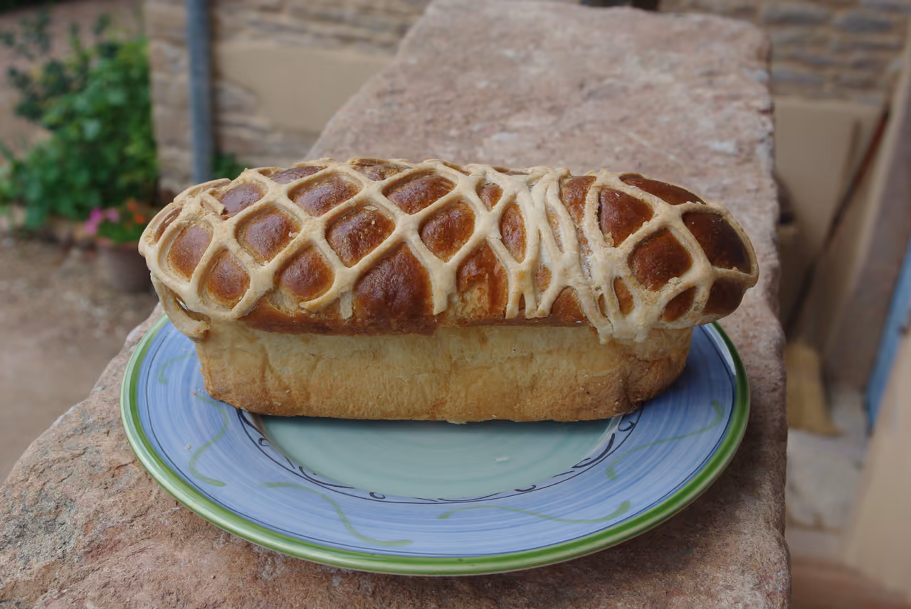 Brioche sausage food, Lyon