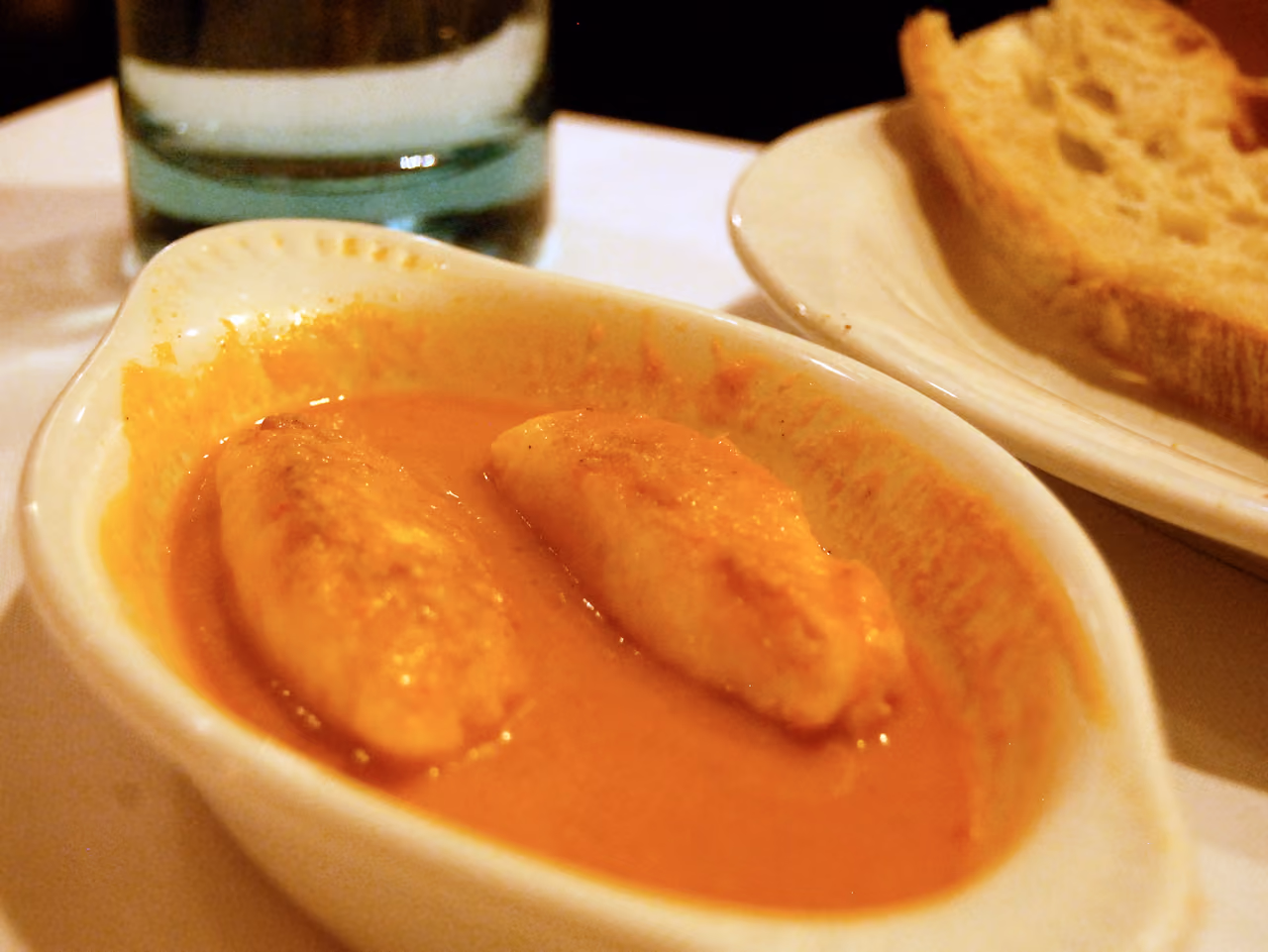 Pike quenelle food, Lyon
