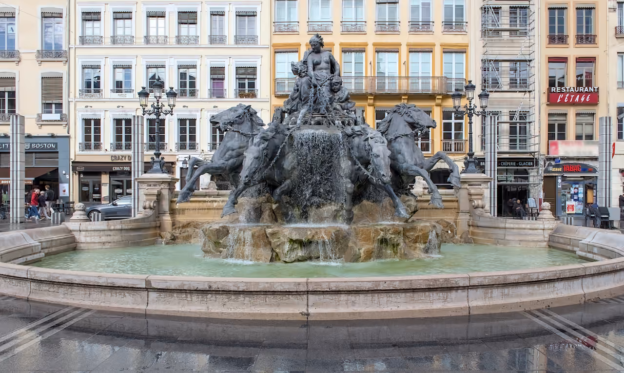 Bartholdi fountain, Lyon