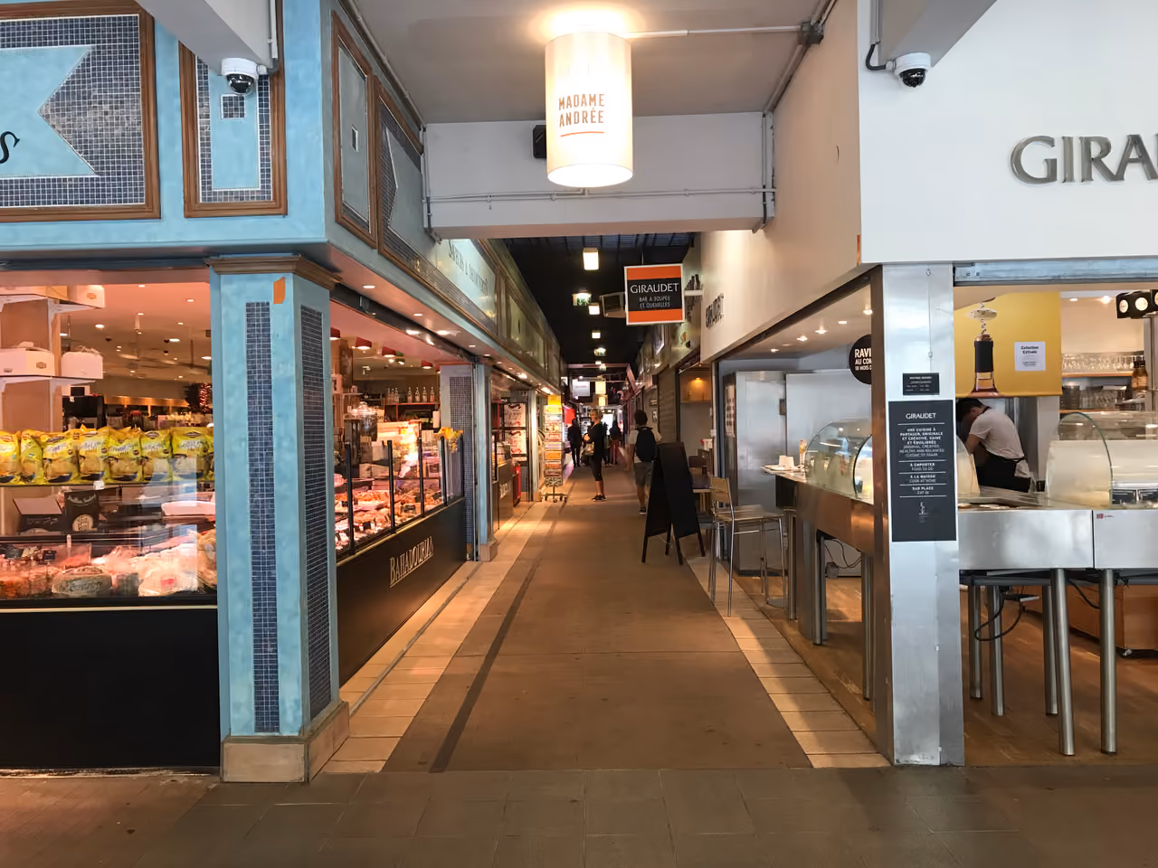 Paul bocuse food hall market, Lyon