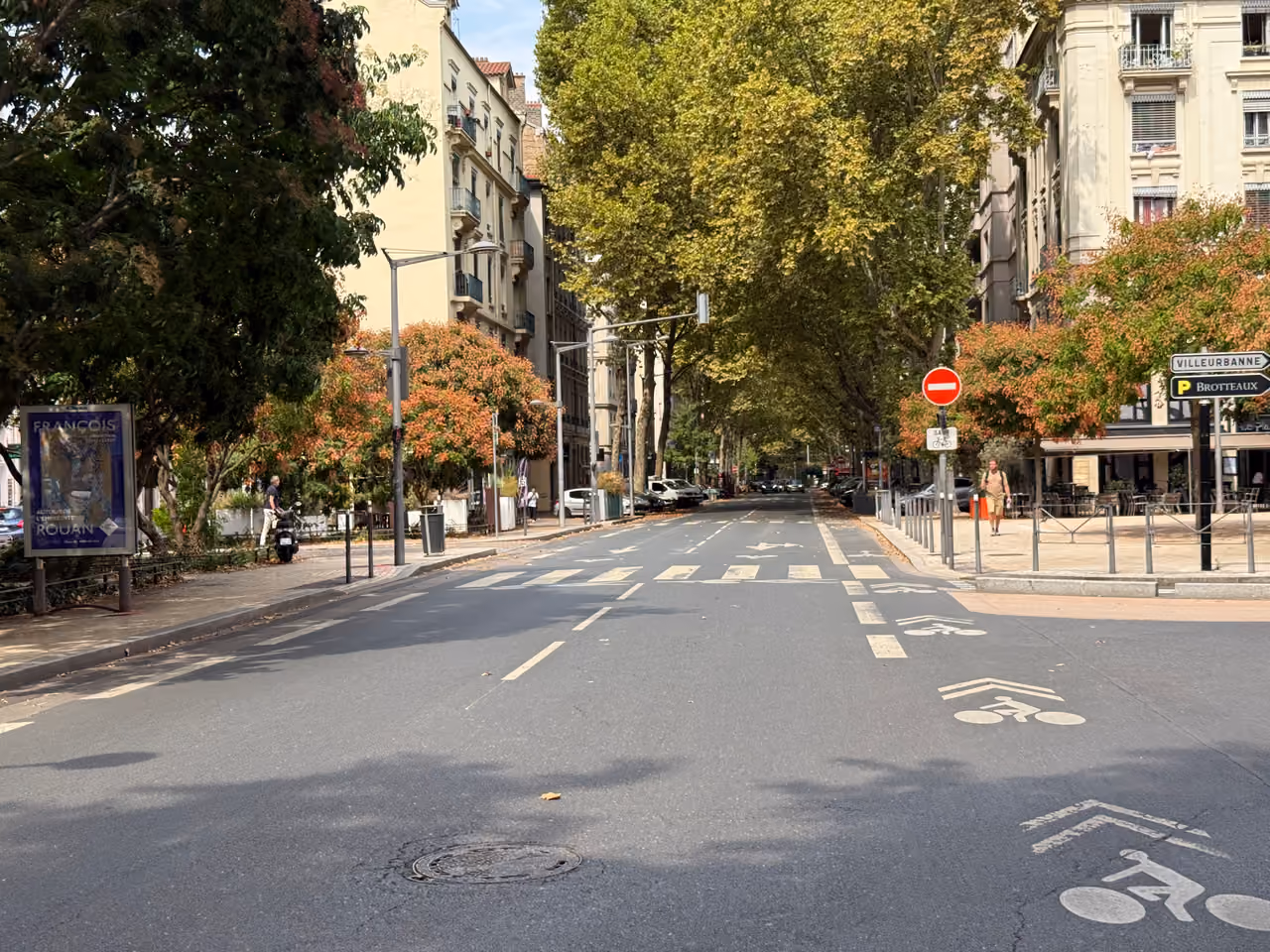 Brotteaux district nightlife spot, Lyon