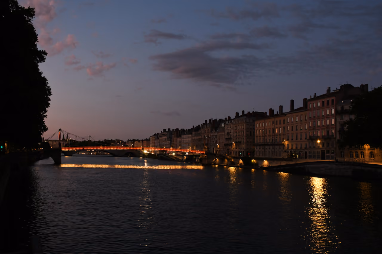 Explore SEASONS in Lyon