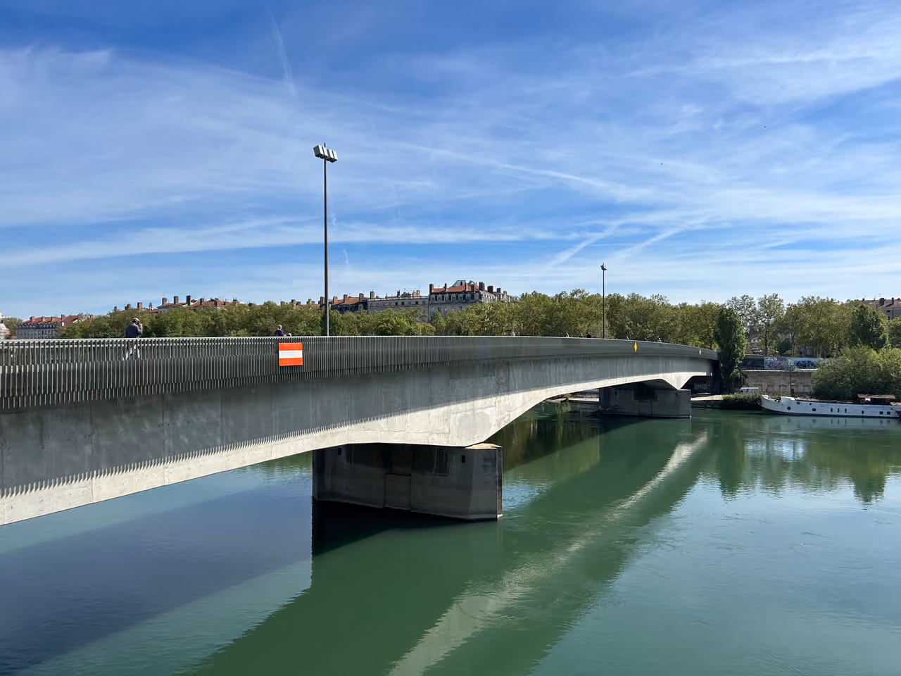 Rhône river promenade stroll, Lyon