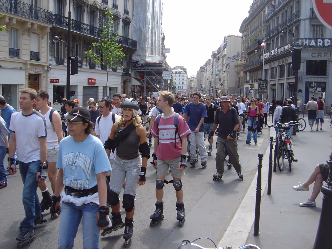 Friday night roller skating in Paris