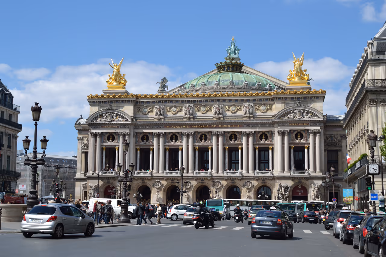 Facade of Opéra Garnier, Paris