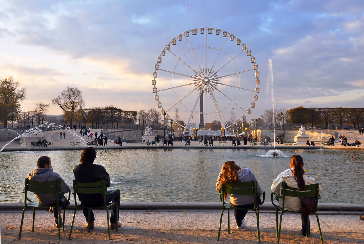 Octagonal basin in the Jardin des Tuileries at the 1st arrondissement of Paris