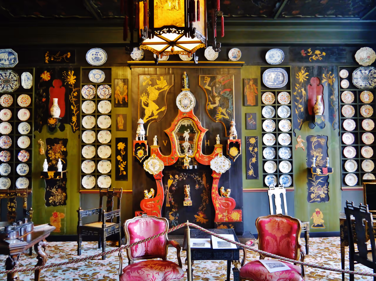 Discover the maison de victor hugo free activity in Paris