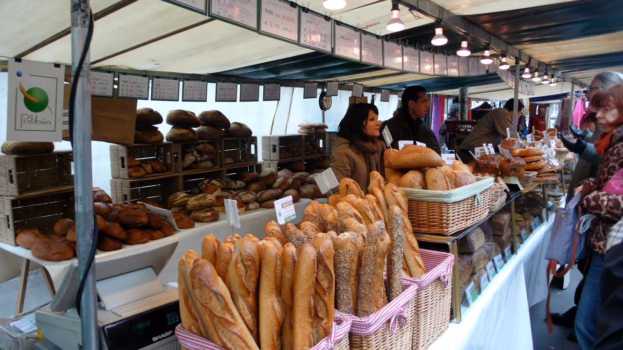 Raspail organic market market in Paris