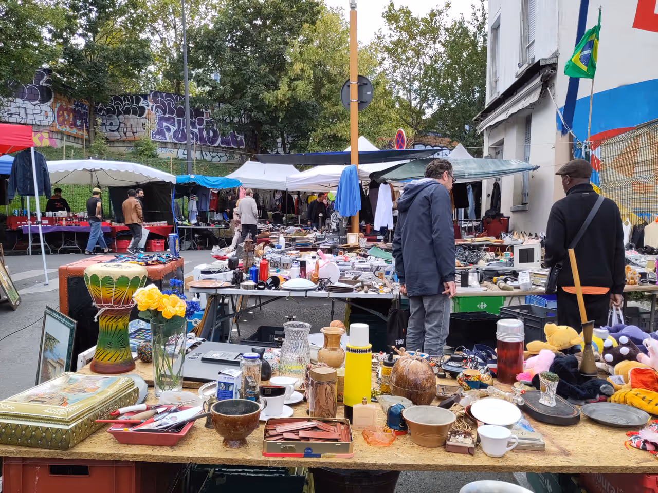 Saint-ouen flea market market in Paris