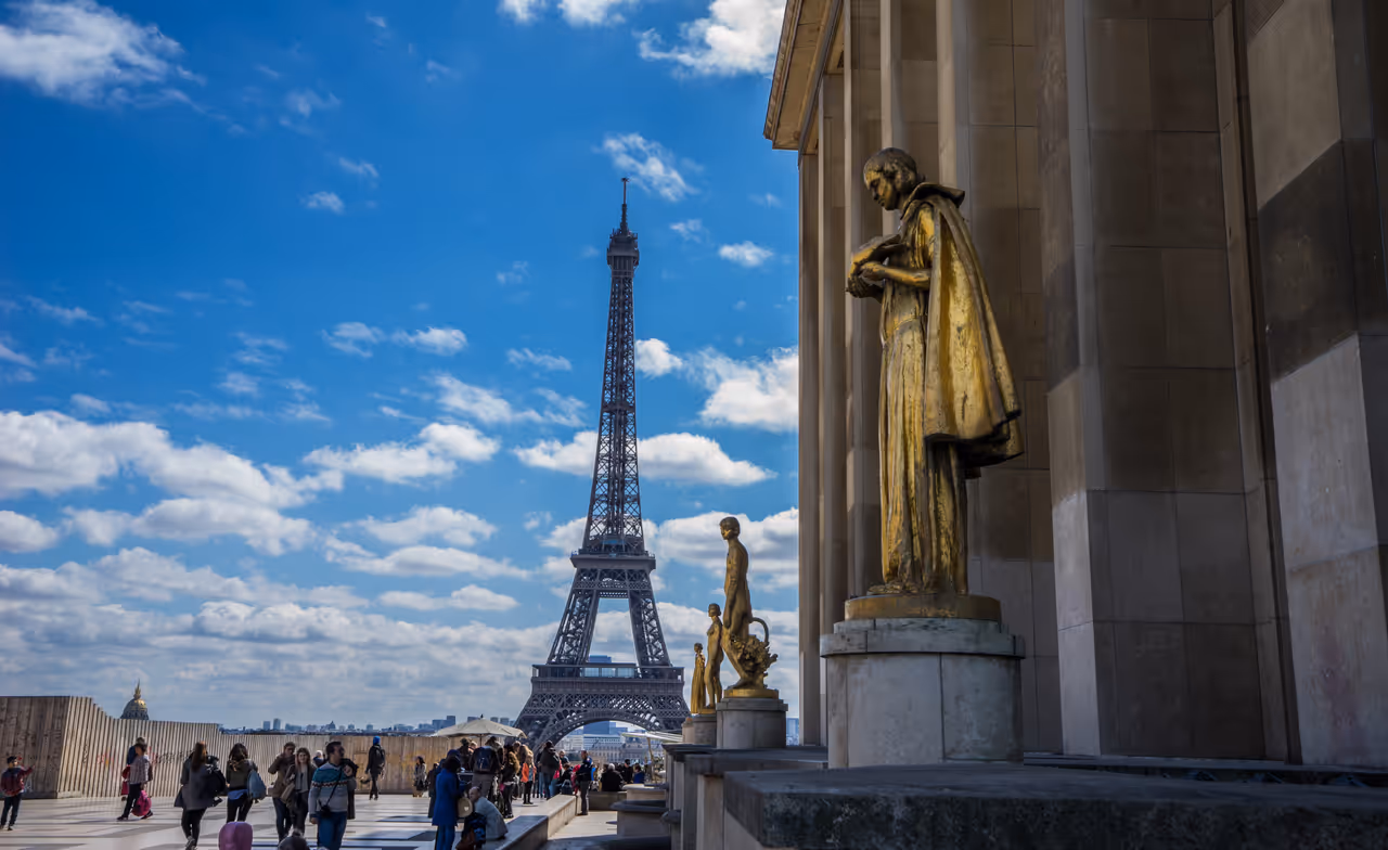 View of the Eiffel tower from the Trocadéro esplanade in Paris