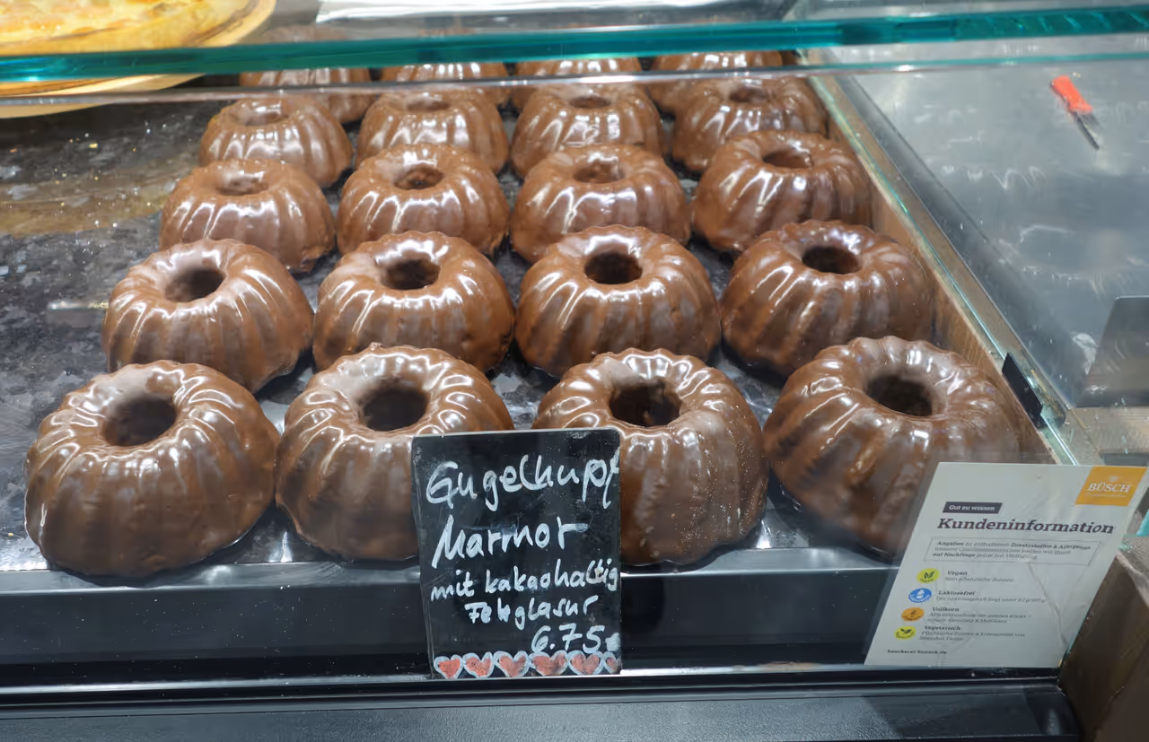 Gugelhupf food in Strasbourg