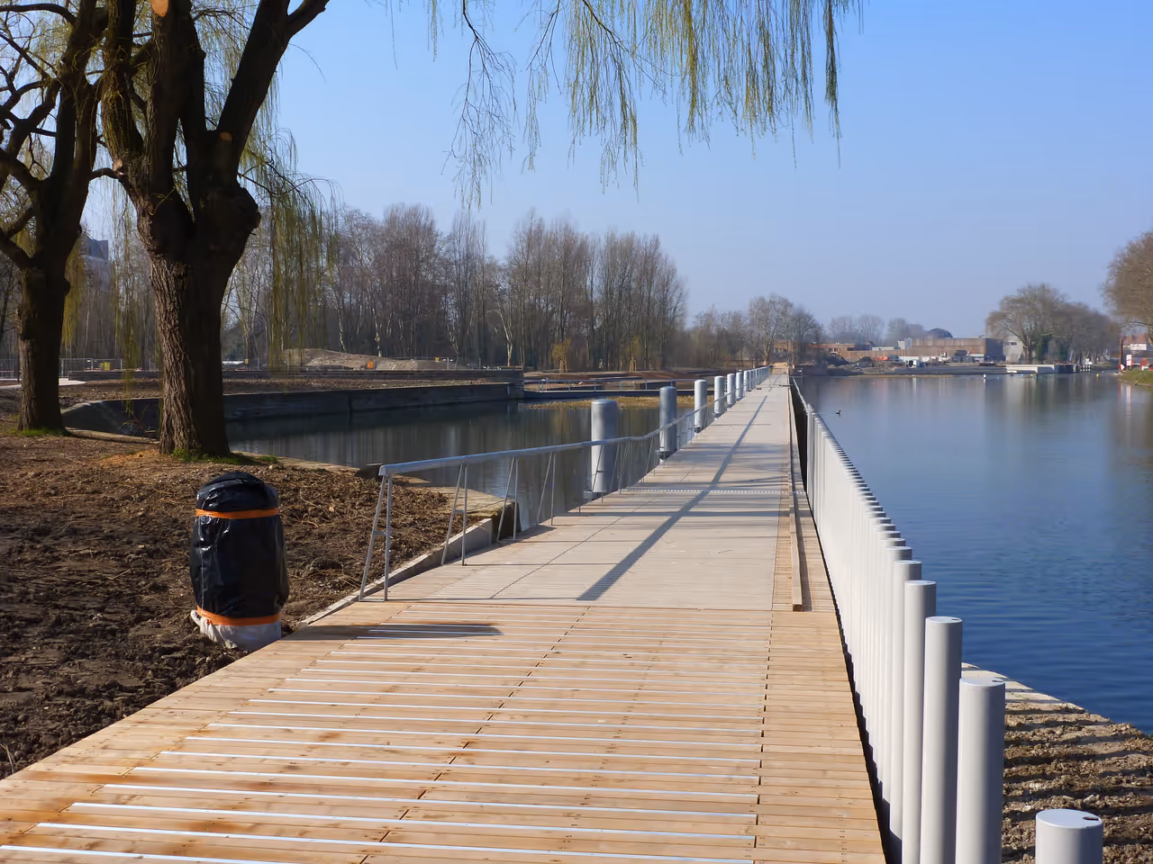 Heyritz park path in Strasbourg
