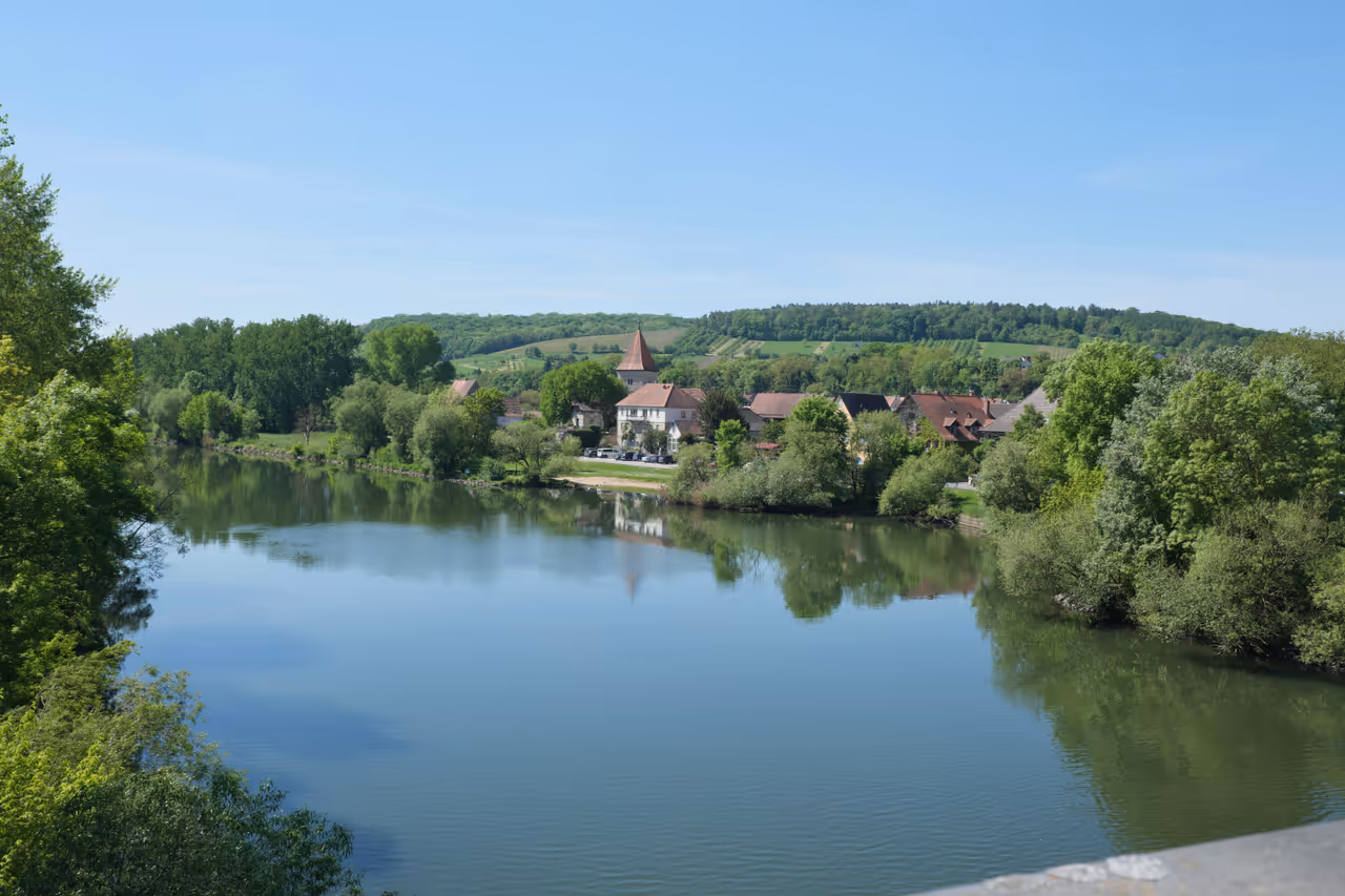 Stand up paddleboarding in Würzburg