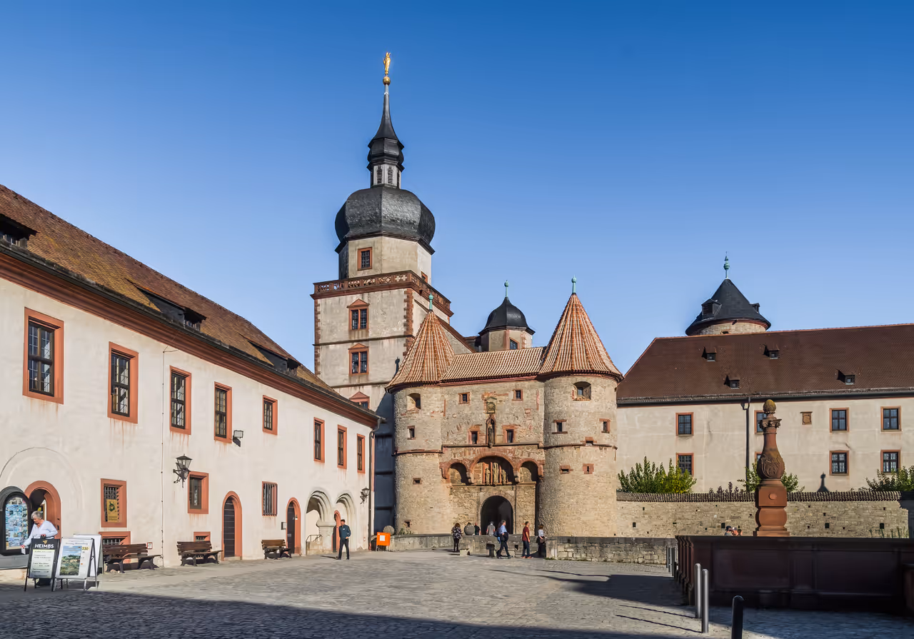 Scherenbergtor – gate of Festung Marienberg in Würzburg
