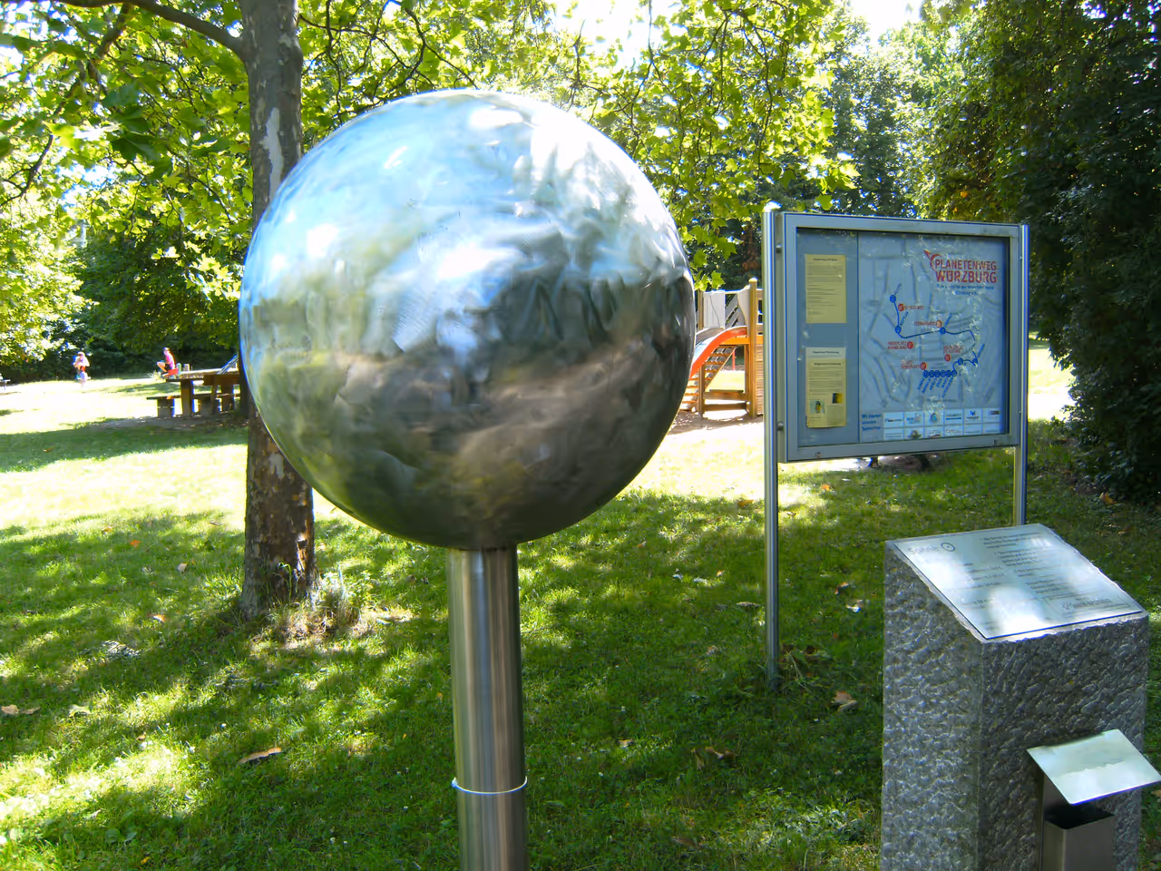 Planet walk in Würzburg