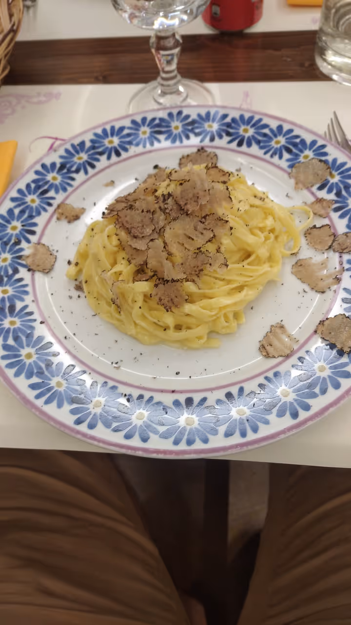 Umbricelli with truffles food in Assisi