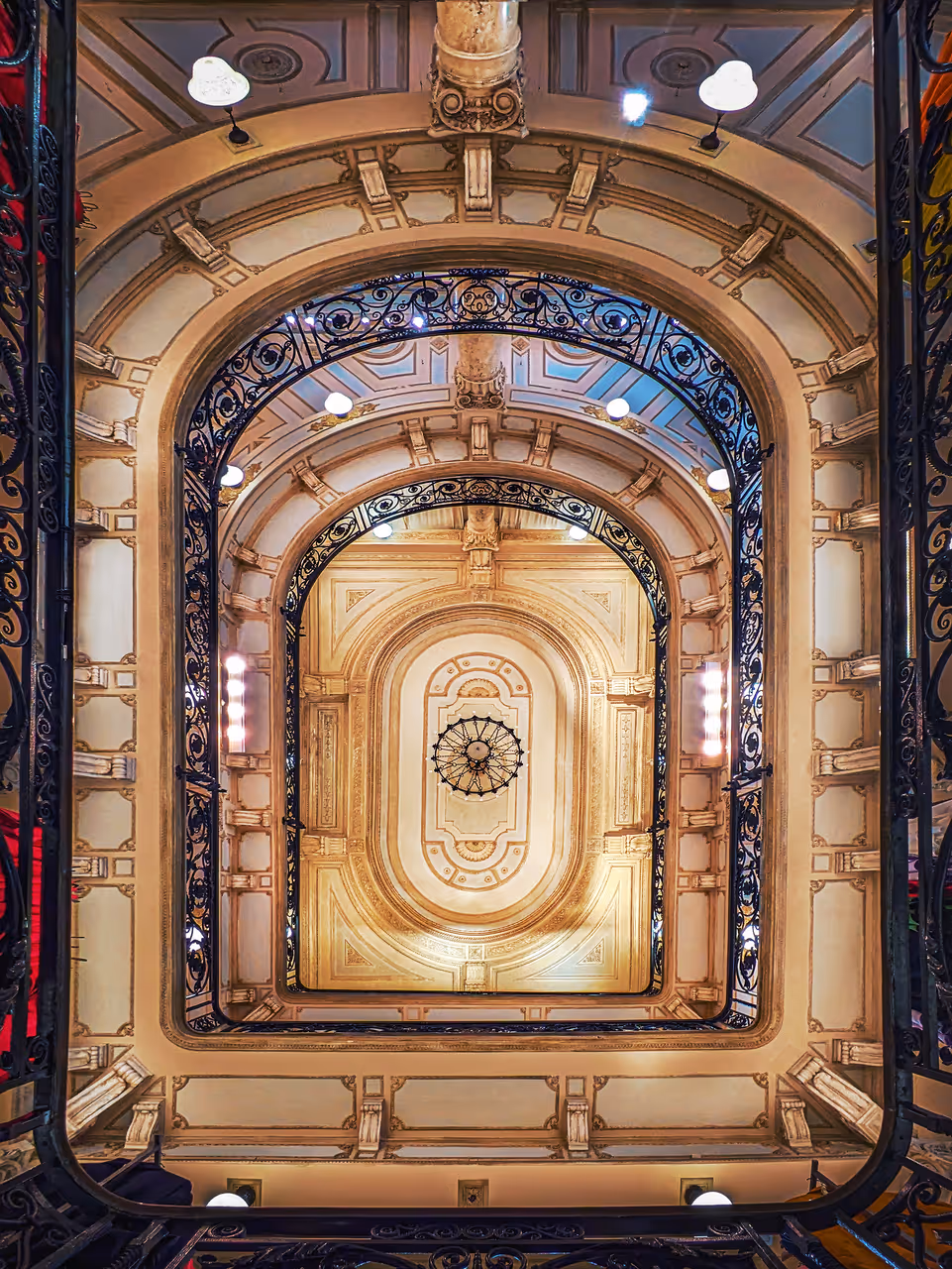 Inside mincuzzi palace in Bari