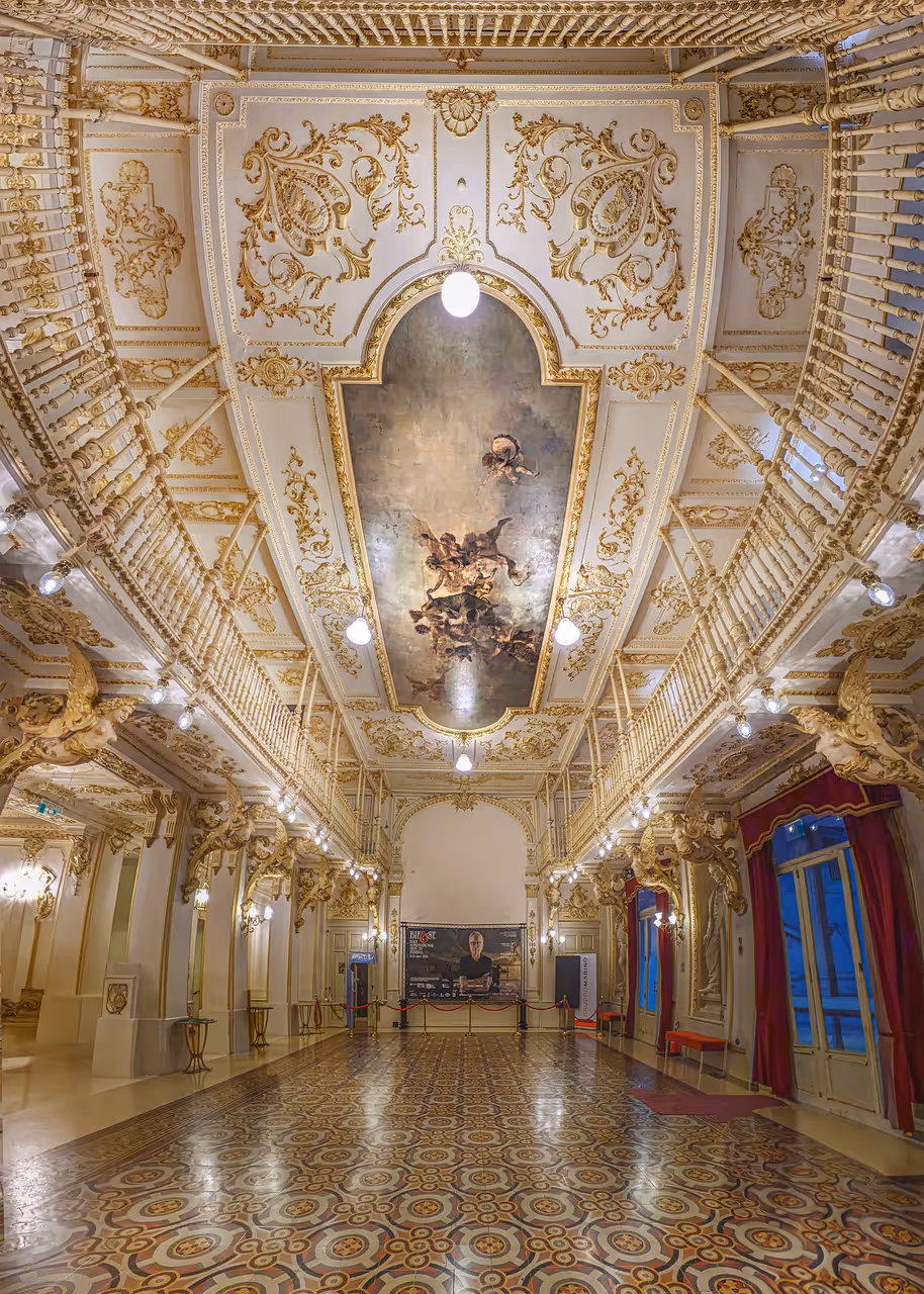 Ceiling of teatro petruzzelli in Bari