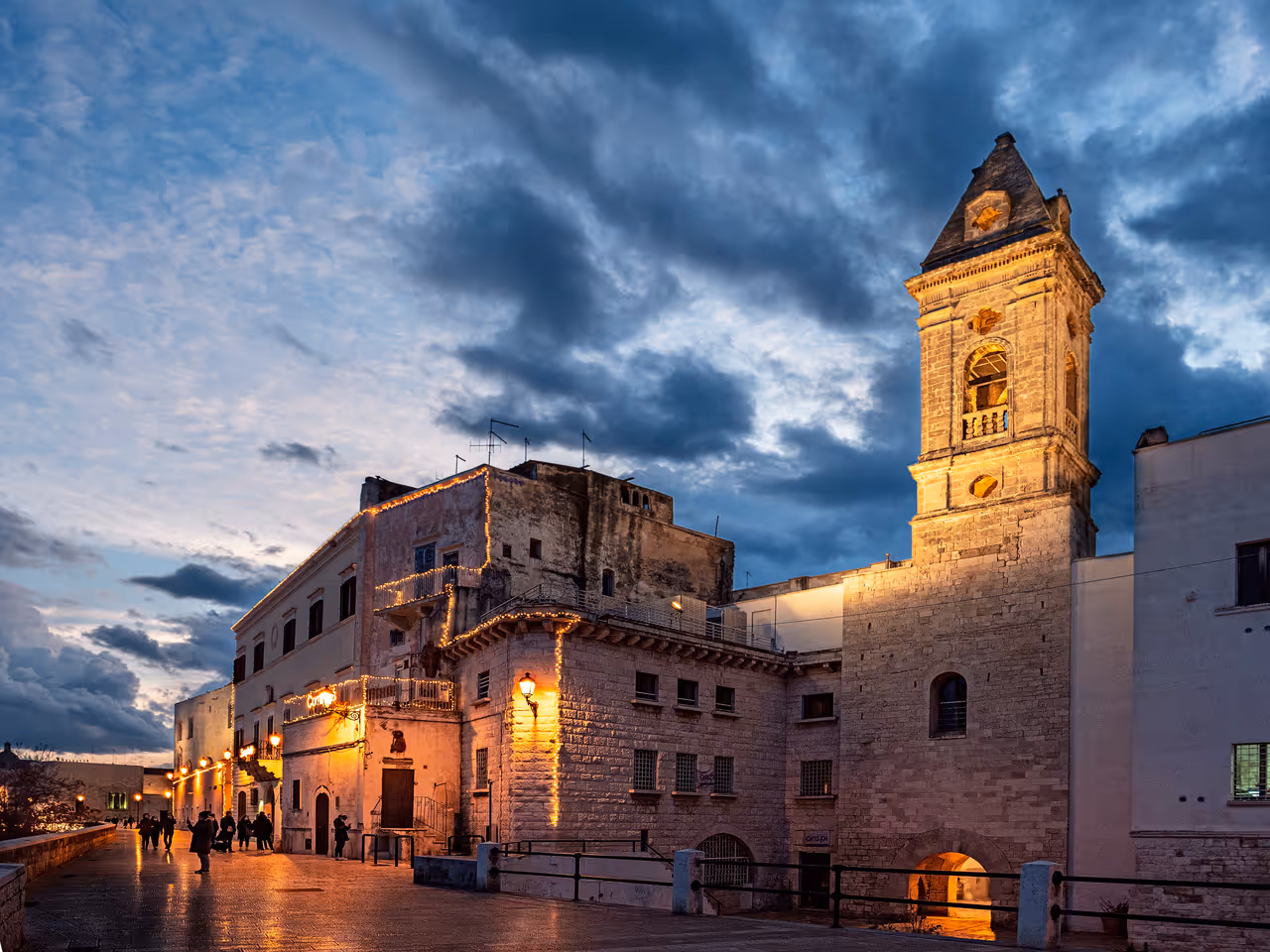 Dusk in Bari, showing buildings